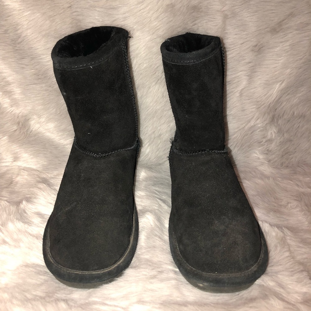 BearPaw black ankle boots
